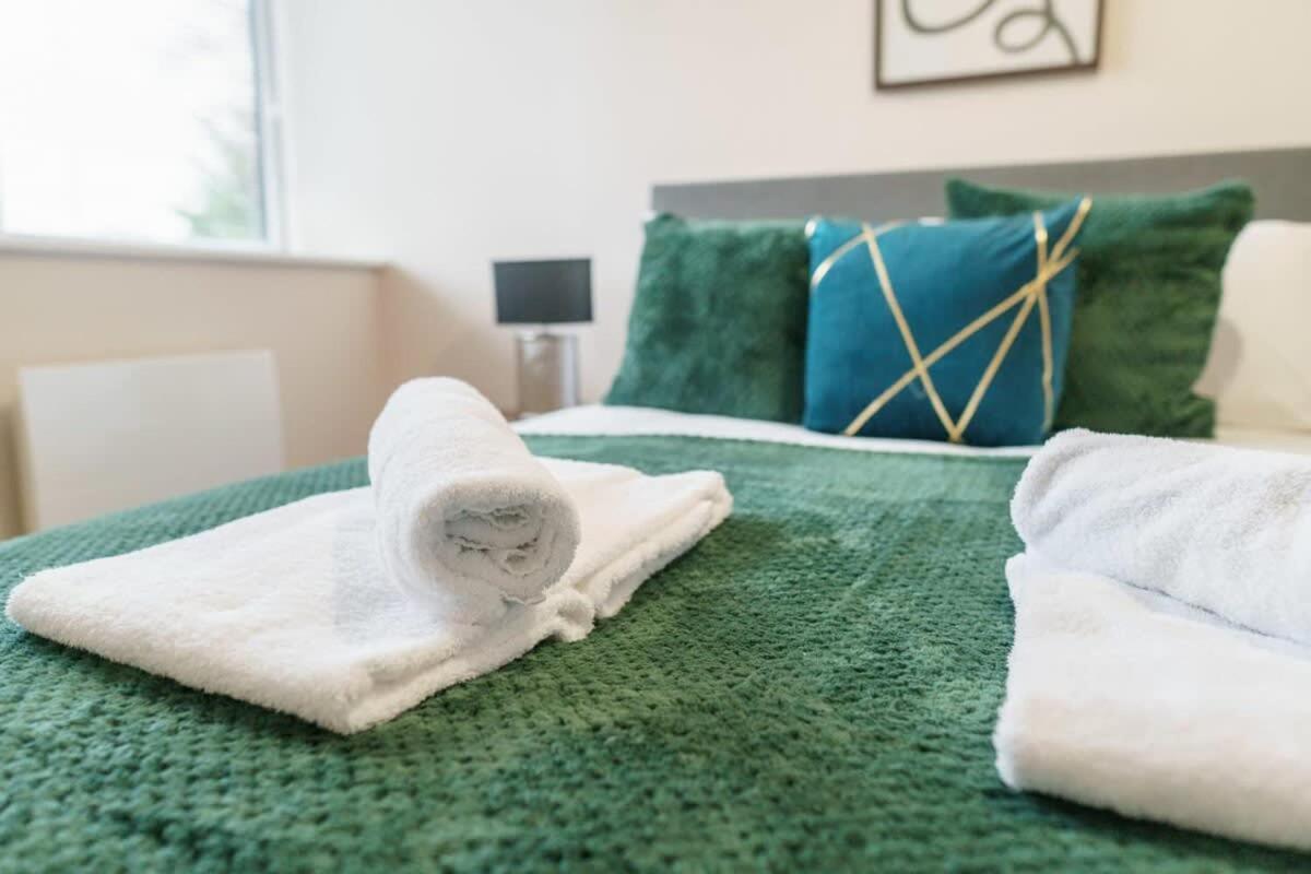 Bright 2 Bed Apartment Manchester - Sleeps 4 מראה חיצוני תמונה
